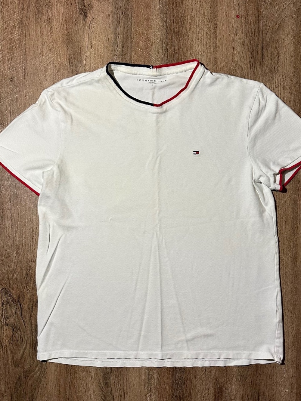Tommy Hilfiger Men's T-Shirt Medium White Short Sleeve Ringer